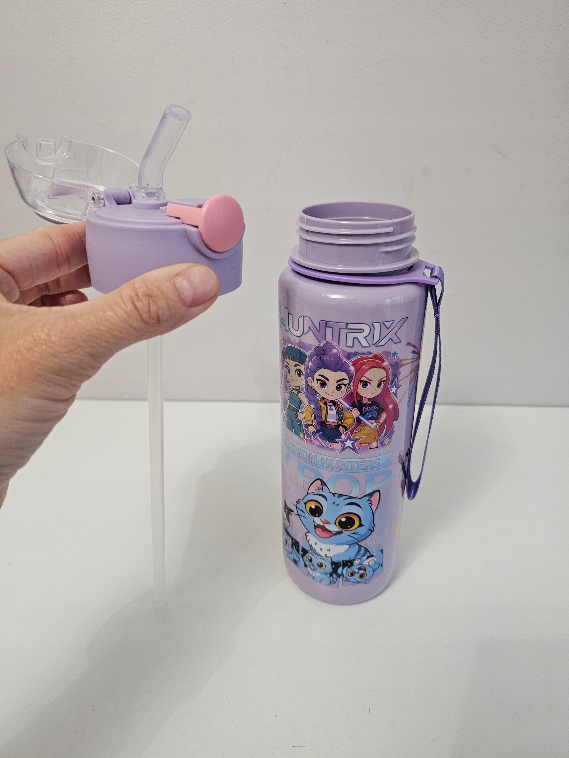 Water Bottle HUNTRIX 700ml KPOP DEMON HUNTERS Rumi Mira Manufacturer code Bidon