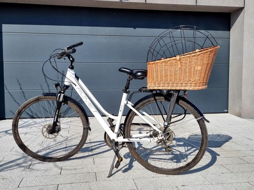 Wicker basket for dog carrier natural. Transporter for bicycle. Manufacturer code Koszyk na Rower dla Psa Kota Wiklinowy Kosz
