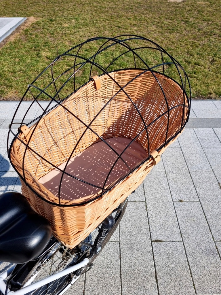Wicker basket for dog carrier natural. Transporter for bicycle. Size multipurpose