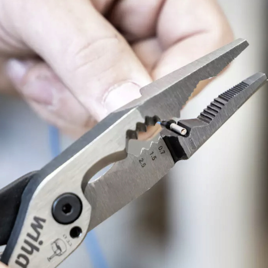Wiha 45705 universal pliers 8in1 insulated 1000V for electrician Packaging status original