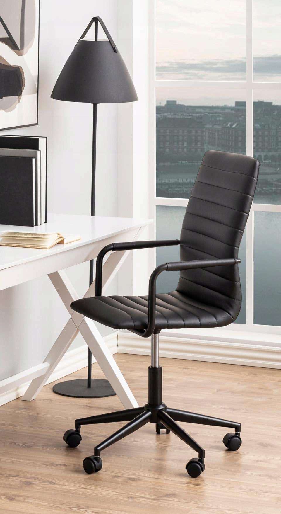 Winslow Black SWIVEL Faux Leather Office Chair Kind rotary