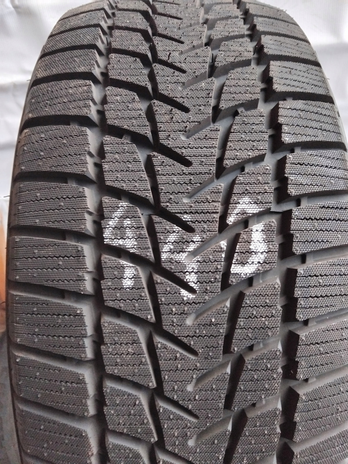 Winter tyre Radar Dimax Alpine 215/55R16 97H (XL) Season winter