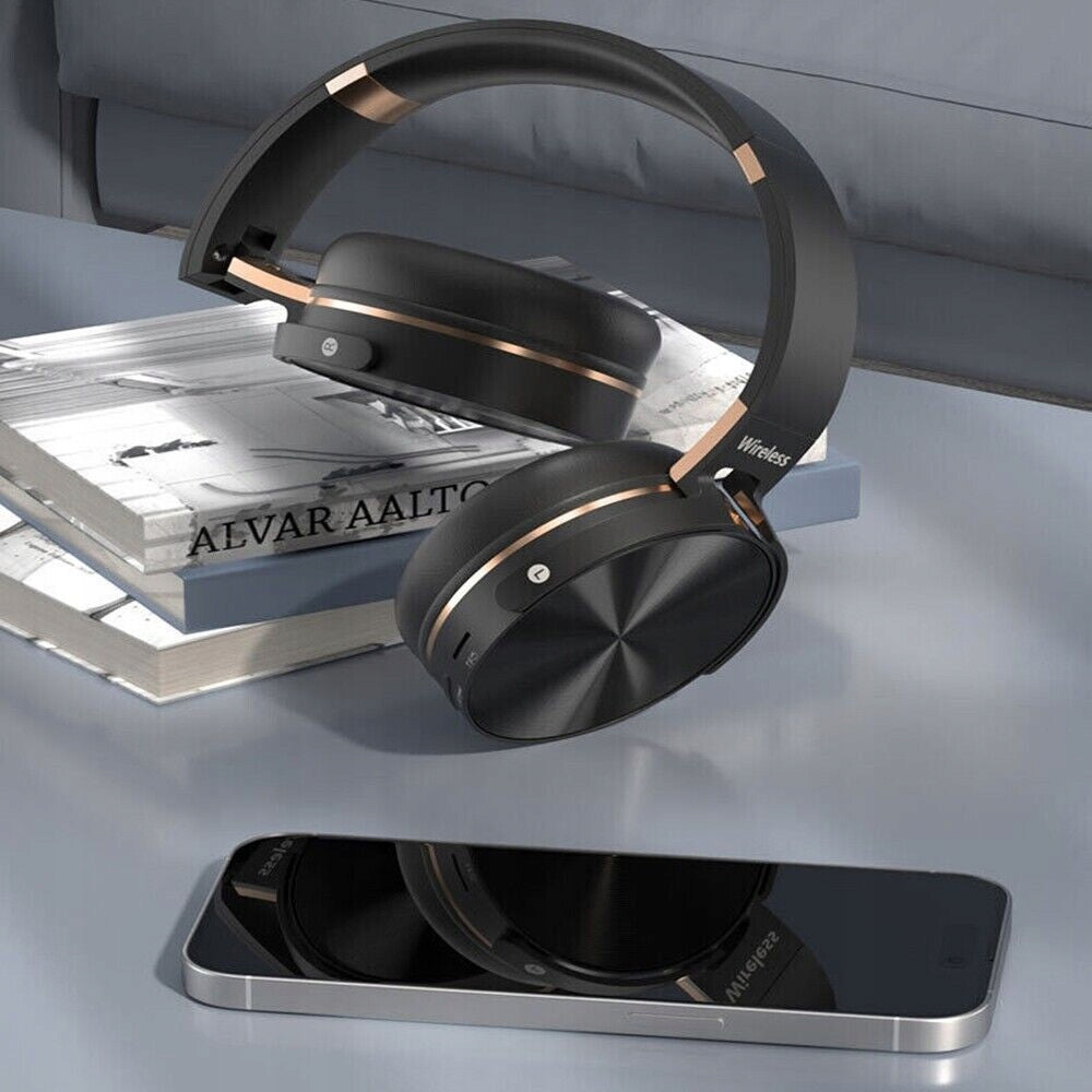 Wireless On-Ear Headphones JB950 black modern bluetooth design Manufacturer code 738389334