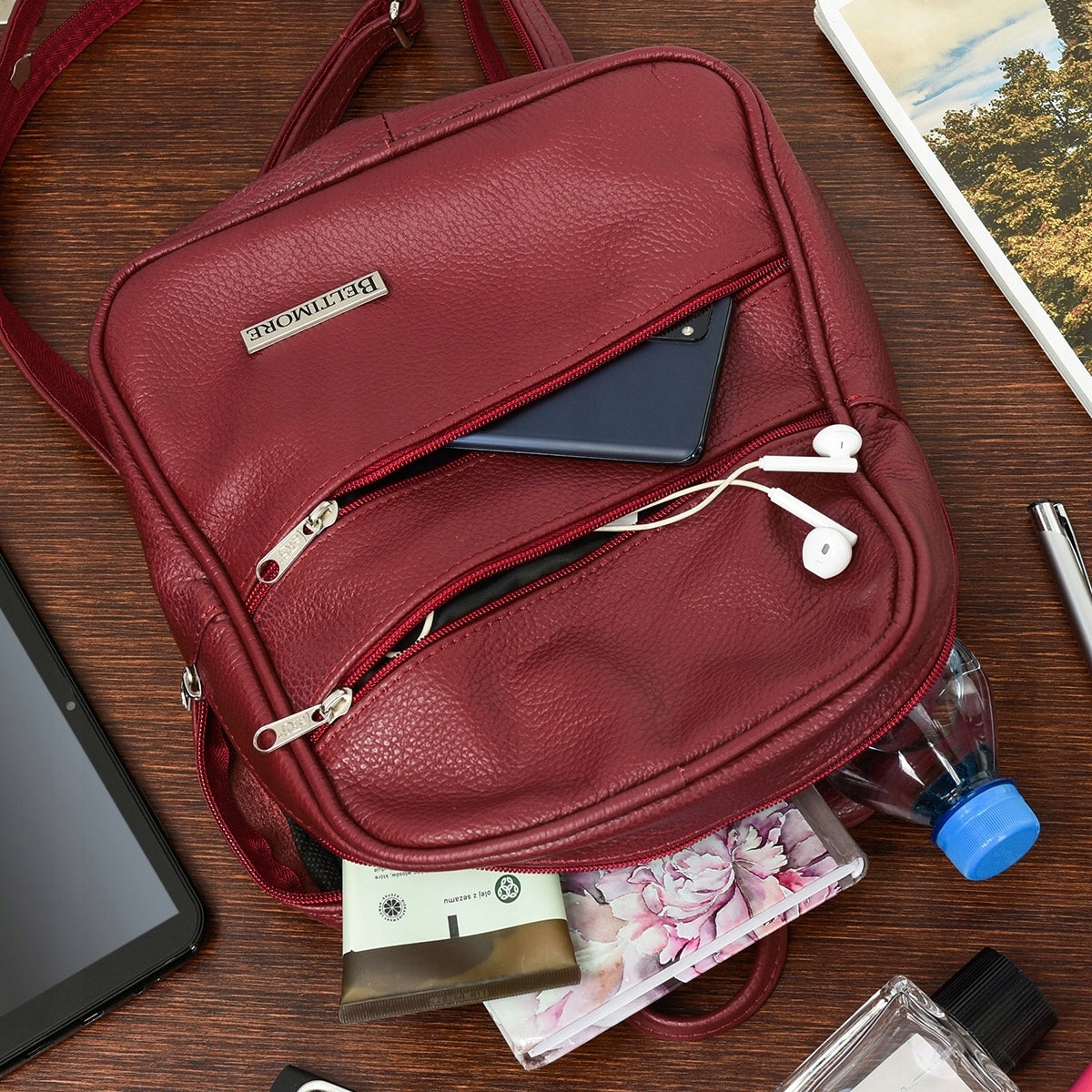Women's leather backpack roomy sleek elegant Beltimore Brand Beltimore