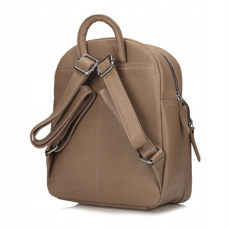 Women's urban leather backpack for every occasion Toscanio T1144 EAN (GTIN) 5906086338004