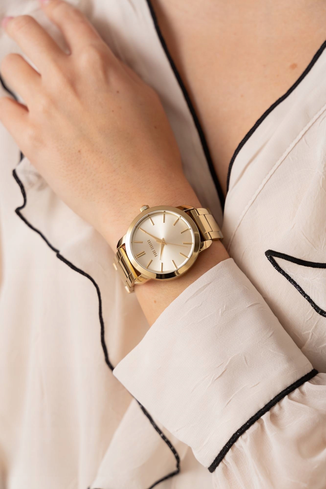 Women's watch Paul Lorens STIVA on bracelet elegant classic WITH ENGRAVING Model STIVA-4D1 Z GRAWEREM