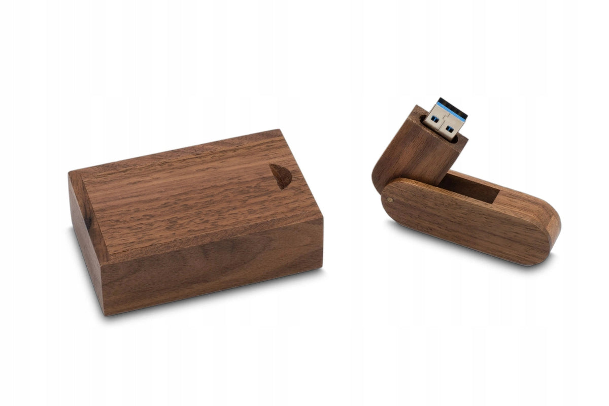 Wooden FLASH DRIVE in box 32Gb Color brown