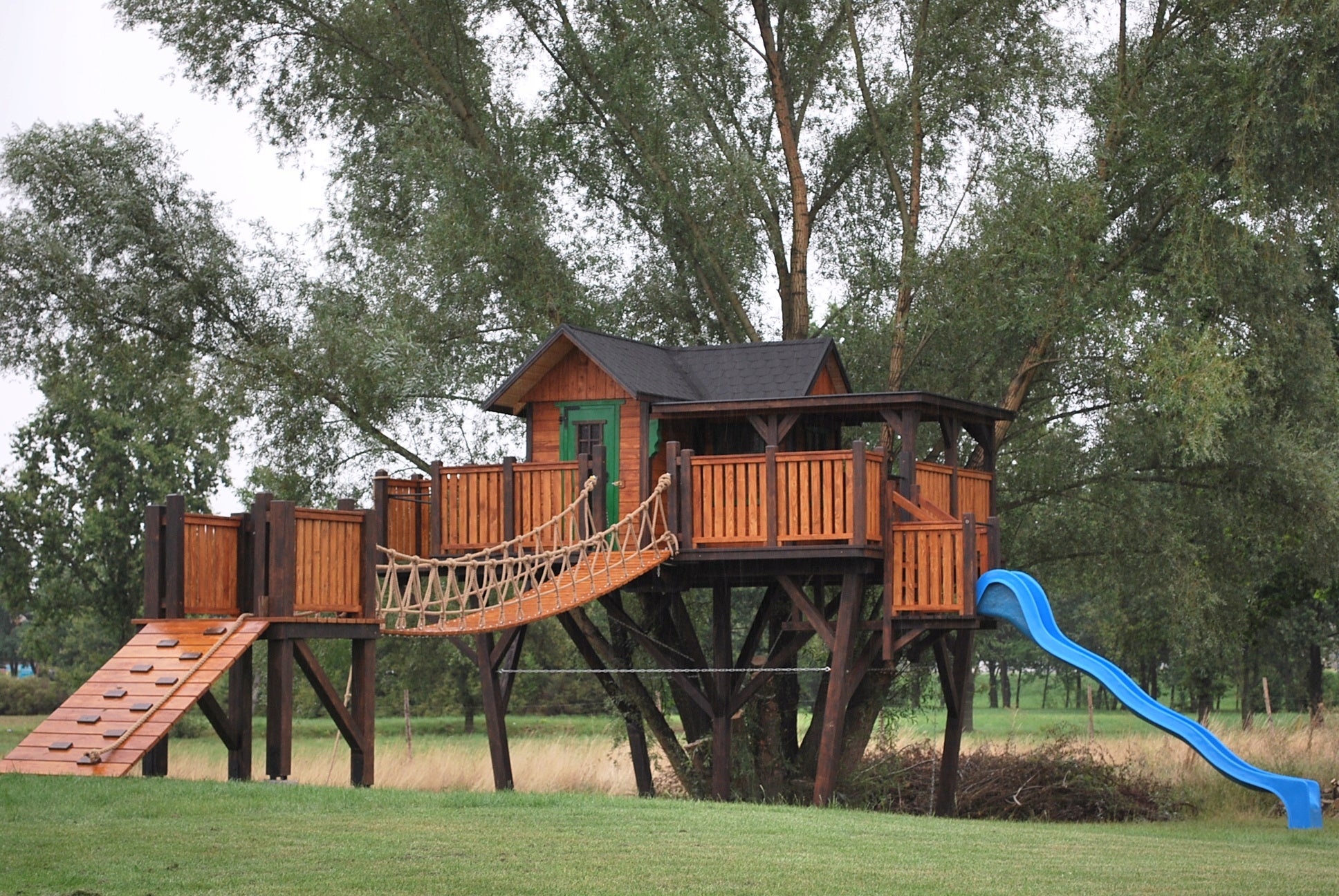 Wooden tree house DND02! square toys for children!
