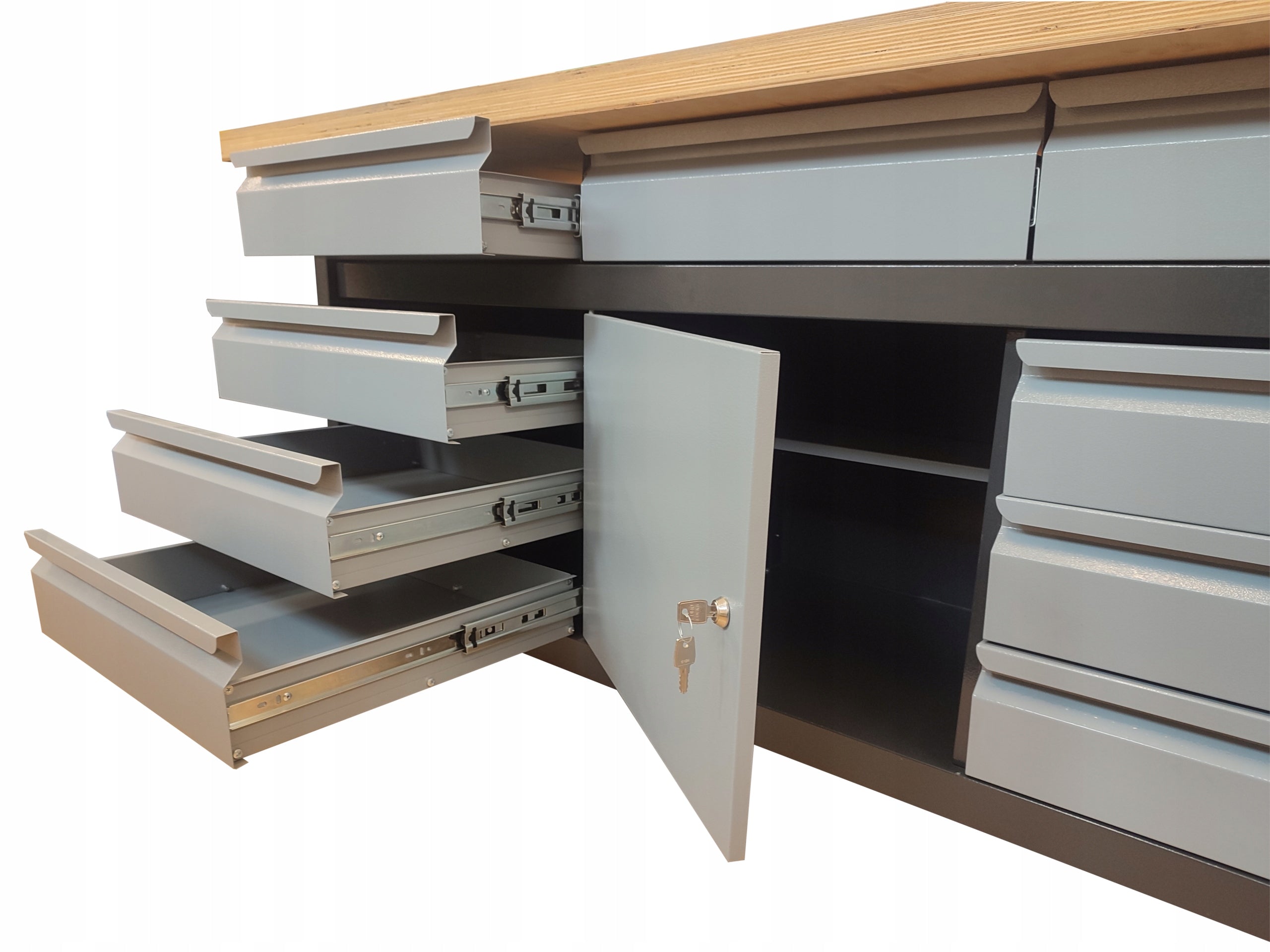 Workbench, large 170 cm, 9 sulfads, solid metal, Polish PRODUCT Product height 84 cm