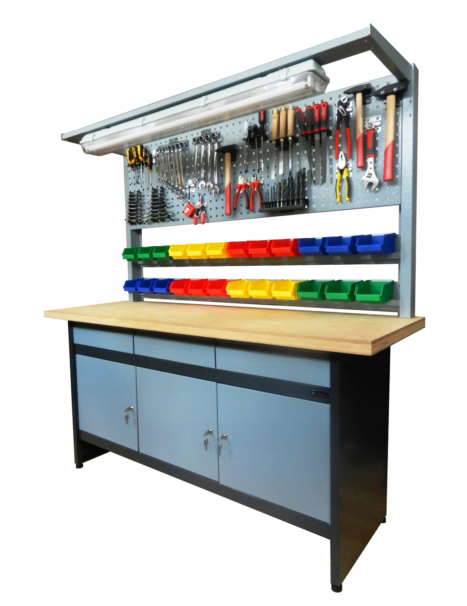 Workshop table extension + set of 21 pendants and 12 containers. Product weight with unit packaging 17 kg