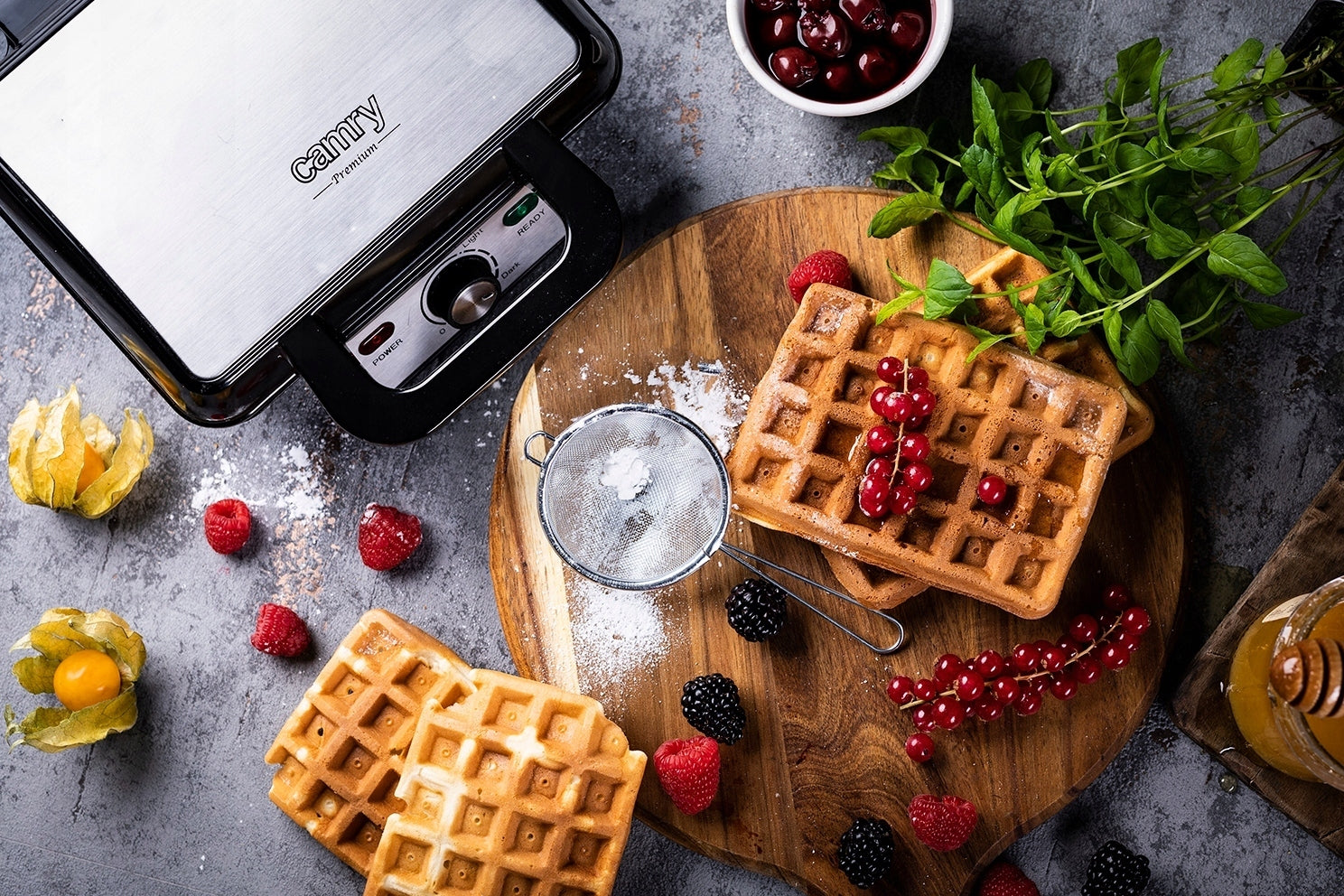 XXL Waffle Iron 2 Large Waffles Strong 1600W Smooth Power Adjustment NON-STICK Model 650768638