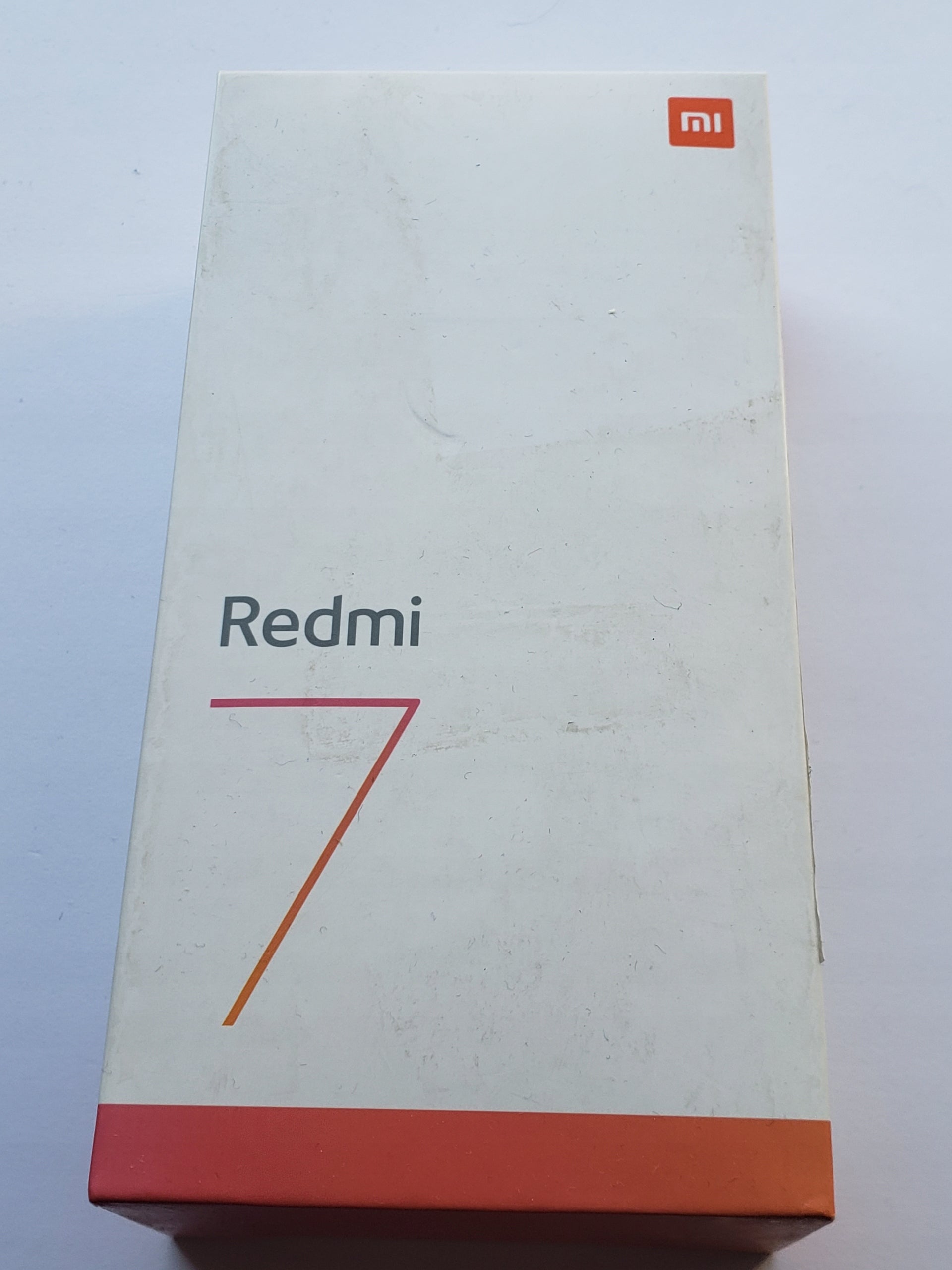Xiaomi Redmi 7 2 GB / 16 GB 4G (LTE) blue without lock Salon Poland Charger included yes