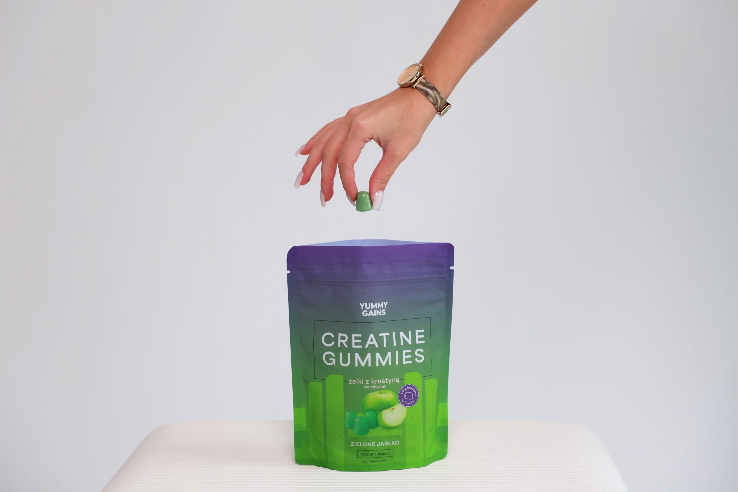 YUMMY GAINS Creatine Gummies 60pcs Monohydrate Creatine Gummies Green Apple Packaging status original
