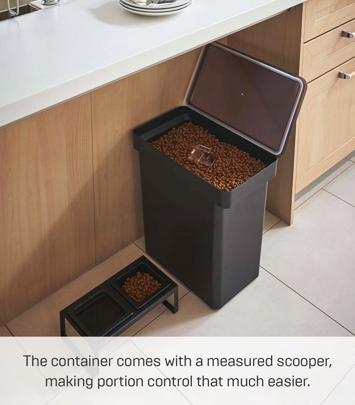 Yamazaki Home Rolling airtight container 11 kg black Manufacturer code 5618