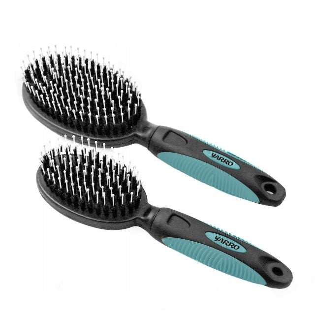 Yarro dog brush with nylon bristles and plastic Roz.L needles