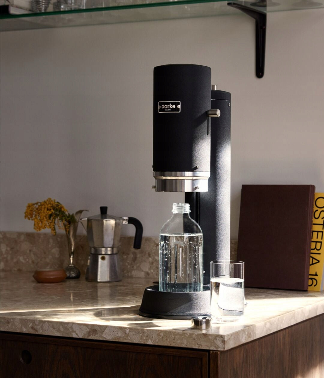 aarke CARBONATOR PRO Steel Saturator Machine for Carbonated Water Black Mat Brand Aarke