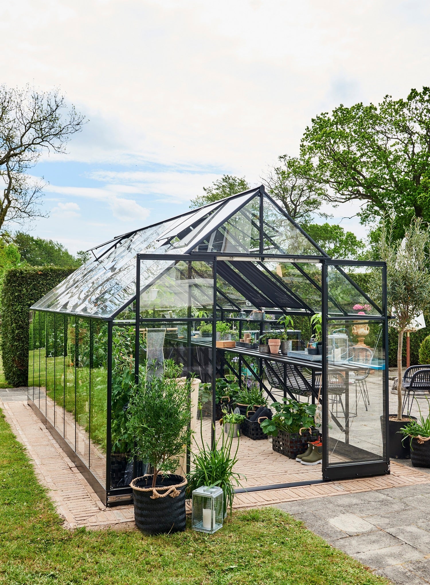 acm GREENHOUSE QUBE 816 2,51 x 4,98 m BLACK TEMPERED ALUMINUM GLASS Packaging status original