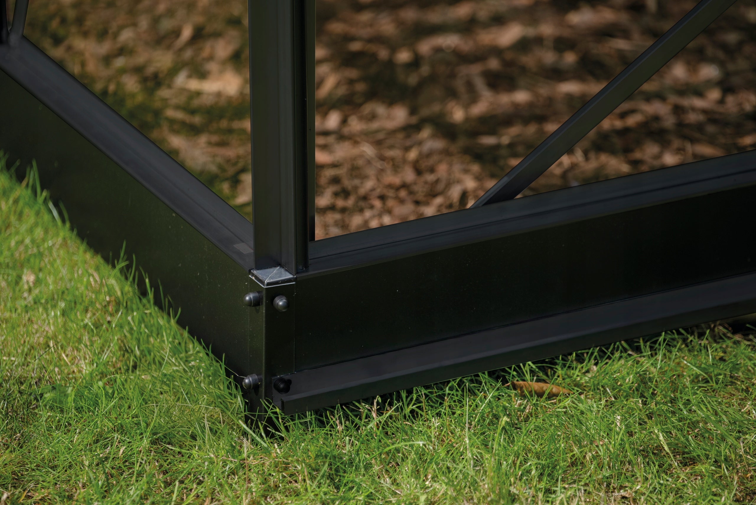 acm ICON aluminium greenhouse 4,9 m2; 1,93 x 2,55 m) tempered glass + base Manufacturer code HR01091