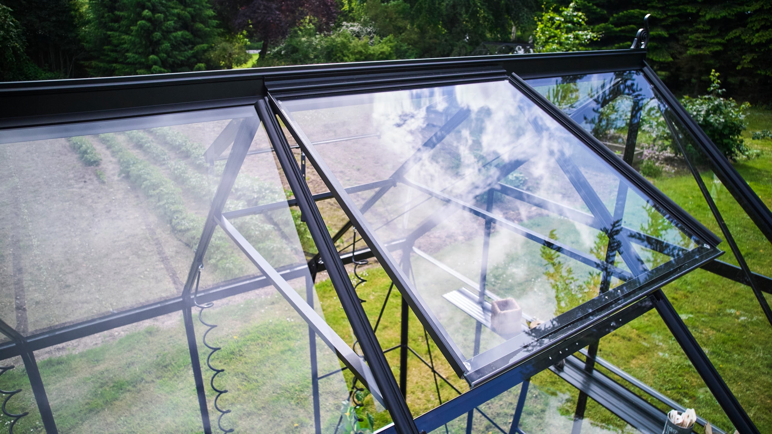 acm ICON aluminium greenhouse 8,1 m2; 2,55 x 3,17 m tempered glass + base Manufacturer code HR01291
