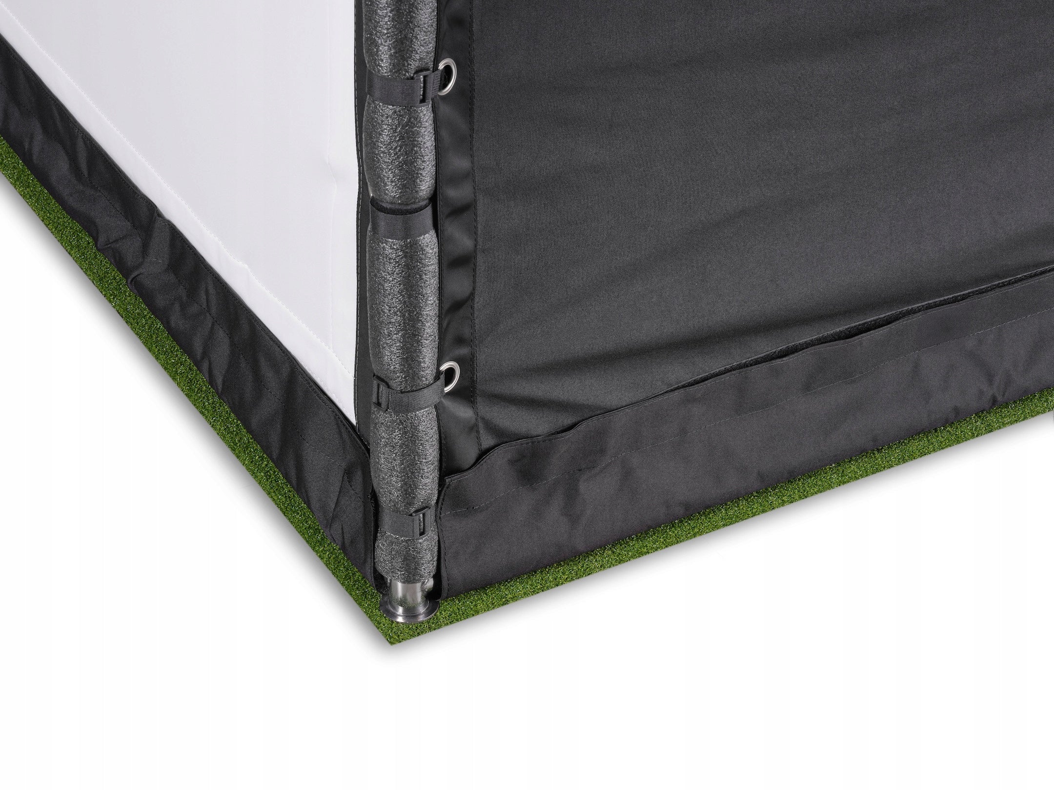 celexon Professional 4 x 3 x 3 m FAIRWAY golf simulator Brand Deluxx