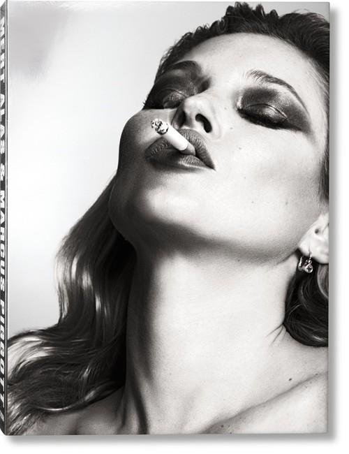 Mehrsprachige Ausgabe von Mert Alas und Marcus Piggott 