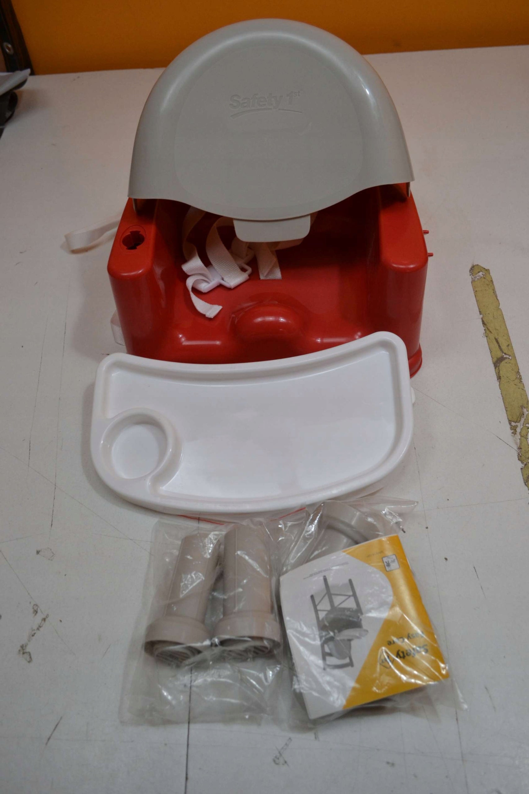 high chair Safety 1st red campus Brand Safety 1ST