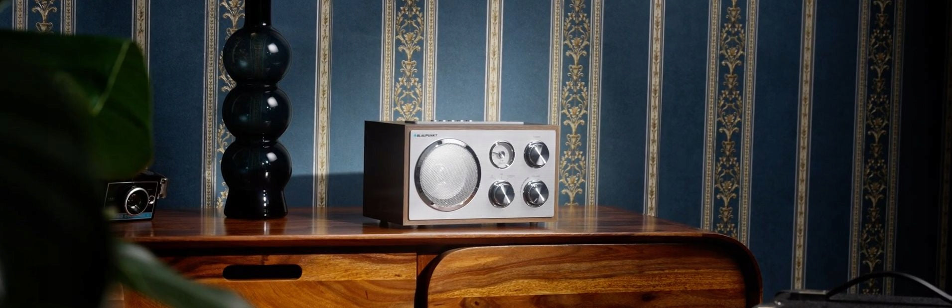 super RETRO FM network radio UKW Blaupunkt SD USB RXN19 two colors 3W Manufacturer code RXN 19 WN